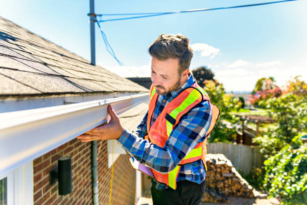 Best Emergency Roof Repair Services  in Leslie, MI